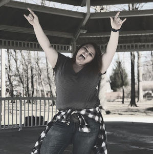 Meet your Posher, Elizabeth